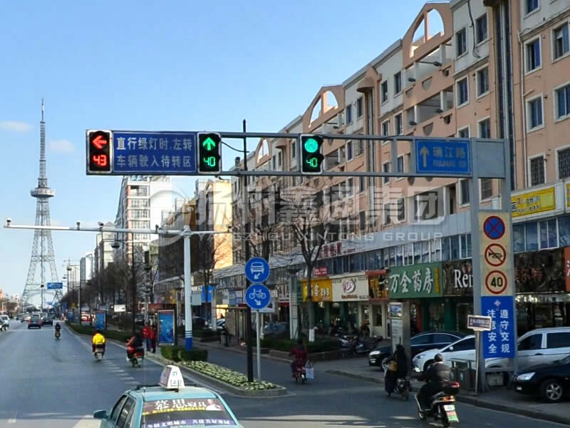 XHDG-022，框架信號燈桿