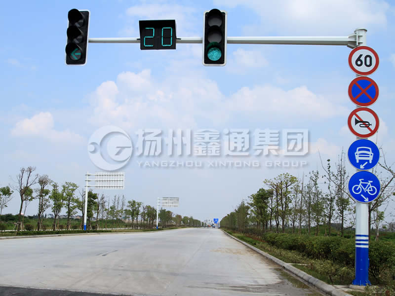 XHDG-036，八棱錐形信號燈桿